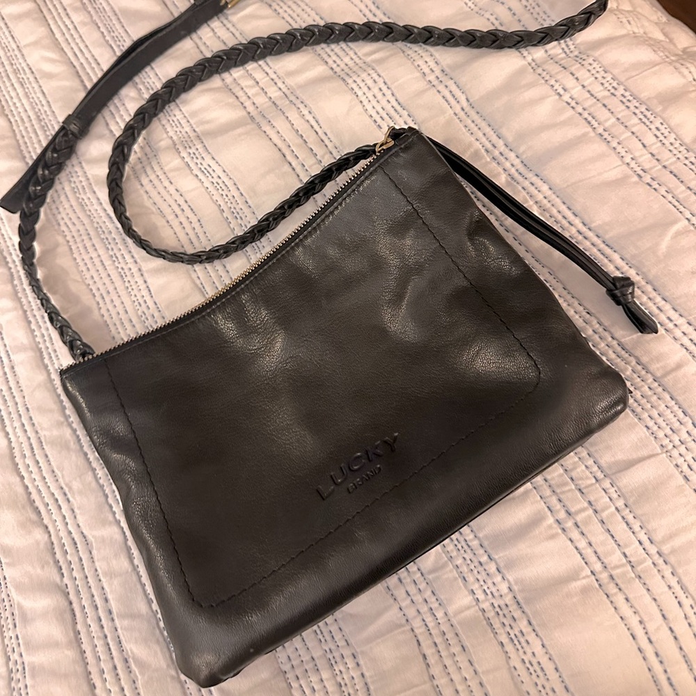 Lucky brand- leather crossbody bag!